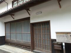 　金森家は昔の郷宿。江戸時代には大森に６軒の郷宿があり、公用で出かける村役人などの指定宿になっていました。