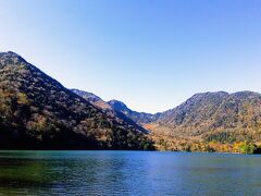 13：30頃、湯ノ湖に到着です。
