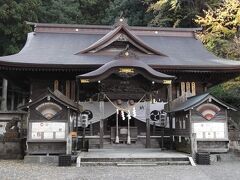 ２日目　宿の近くの温泉神社に