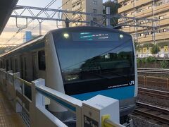 地元東十条駅は7時4分発の京浜東北線北行に乗車。