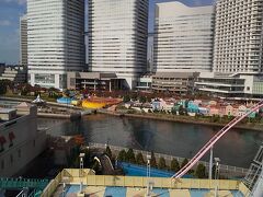 コスモクロック21に乗りました。
横浜ランドマークタワー横のビル群