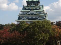 西ノ丸庭園から見る天守閣です