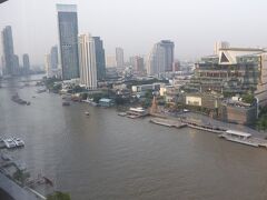 11/1(火)2日目。
朝8時。