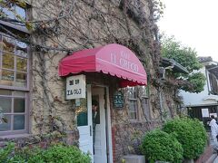 美観地区には昭和レトロな喫茶店や素敵なカフェがたくさん。
こちらは「エル・グレコ」。外観もいい感じですよね！