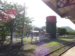浜坂駅といえば給水塔。今日も健在でした。
実は1年前に浜坂を訪れています。その時と変わらない風景。