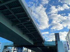大阪城を出て天満橋まで来た
