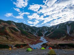 雷鳥沢キャンプから別山真砂方面。