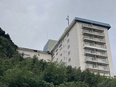 ①下田ビューホテルから、散策を開始します。