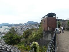 グラバー園、満喫しました。
園内は高低差が激しいので、脚力が問われますね。

先ほどの逆順でスカイロードに乗って下に降ります。