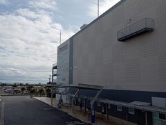 友達のためにかりゆし水族館へ
ナマケモノ見ないとねー。
で。ナマケモノが増えてた！
3匹に？https://youtube.com/shorts/QhsKBagwKSc?feature=share