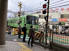 終点下高井戸に
京王線乗換駅
お～、懐かしい京王線カラー
子供の頃このグリーン
京王線カラーでした