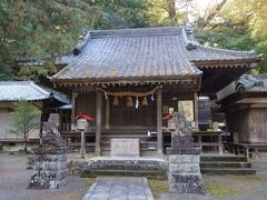 白瀧神社