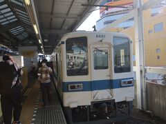 東武桐生線 1時間に1本ほどしか電車が無いので､次の電車は09:38

まったくもって乗継悪すぎで､ここで乗換に40分以上待たされた