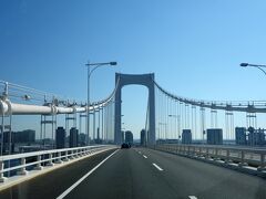 １日目　１０月２９日（土）　朝７時に長野を出発

長男には「１０時半に木更津」と言ってあるんだが
今１０時１０分

そしてなぜかレインボーブリッジを渡っている
↑芝浦の分岐を間違えたから （■皿■）

