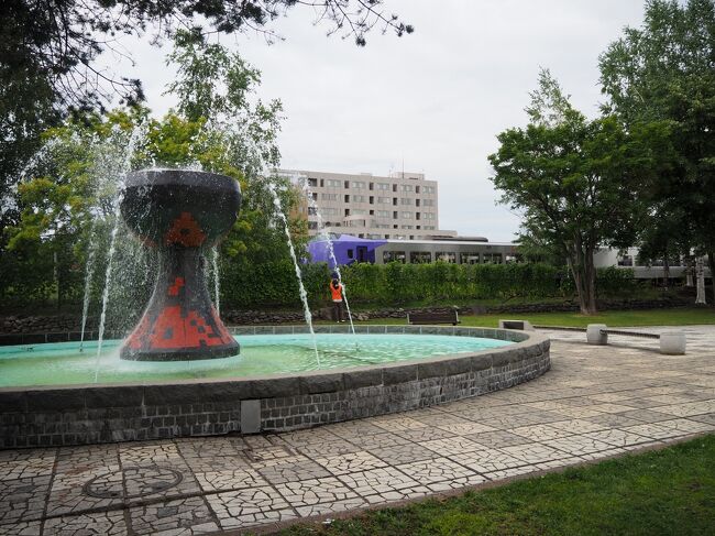 よく見ると、奥で鉄子さんがすごい執念で写真撮影中。