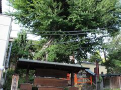 更に東へ、歩いて進むと・・
奈良縣里程元標、奈良橋本町と書かれた所がありました。
道路の起点を示す標識で、明治中期～奈良県が独立した際に設けられたようです。