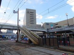 朝食後,電車で出掛けます。
ホテルニュー長崎から直ぐに停車場があります。