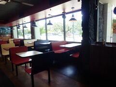 主人的には1番おいしい！というテディーズのハンバーガー。