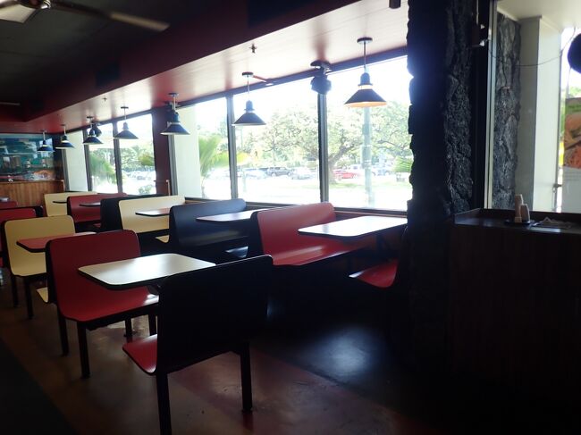 主人的には1番おいしい！というテディーズのハンバーガー。