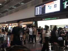 8月下旬の羽田空港、人が戻ってきましたね