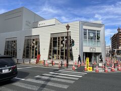 この前編は『2022年11月秋の週末一泊一人旅～岩手県松川温泉・盛岡①：『八幡平の秘湯』松川温泉～』です。
https://4travel.jp/travelogue/11791752

旅の2日目の11月20日（日）は、松川温泉バス停9時45分発の岩手県北バスに乗車して盛岡駅前を通り過ぎ、11時45分頃に終点の盛岡バスセンターに到着しました。

松川温泉からバスセンターまでの運賃は、大人片道1,210円でした。