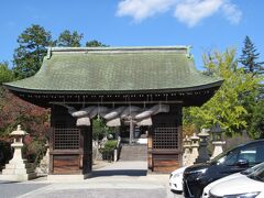 勝田神社
ちょうど結婚式が行われていました