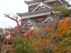 １６：００すぎ　広島城

毛利氏のお城ということで、良かったでしょうか。