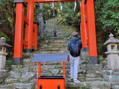 神倉神社の鳥居までいきましたが諦めました