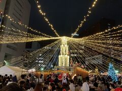 去年も来た天神のクリスマスマーケットは大賑わい。

1泊2日福岡一人旅、クリスマスイルミネーションと玄海島
https://4travel.jp/travelogue/11728669