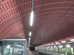 ３駅で武田尾駅に到着。駅はトンネルの中です。