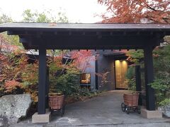 歩ける距離ですが、両親がいるのでワゴン送迎をお願いして。