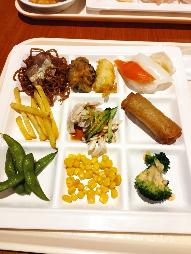 夕食　バイキング