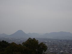 本宮の北西側の展望台からの眺め