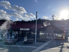 次の目的地は、九州出身のお友達に聞いた岡本屋。