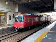 いつもの有松駅をPM14:30に出ました。忘年会はPM18:00からですが、健康のため名古屋駅周辺をウォーキングすることにしました。