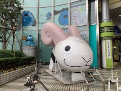 フジテレビショップ入口横の羊
これって「ポー」なのか？？