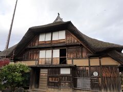 国指定重要文化財・旧渋谷家住宅
って言うより、田麦俣の多層民家として有名なこの形