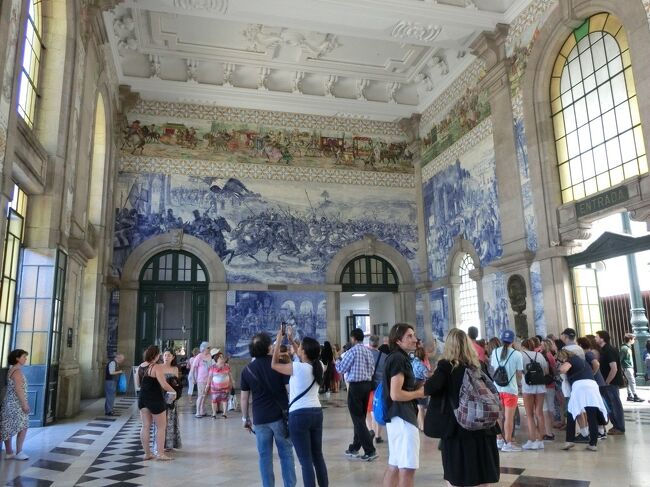 これを見るために、わざわざ駅に来ました。