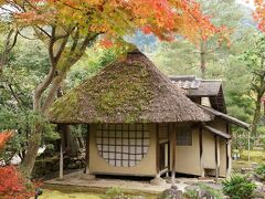 　高台寺の中の遺芳庵、茶室だそうです。