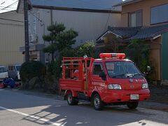 消防団の皆さんが発電機の動作確認中。ご苦労様です。
