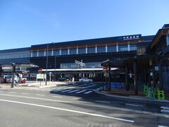 ホテルは芦原温泉駅の目の前。