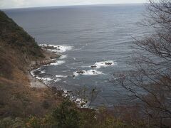 この路線バスは１日に２本で、ゆっくり散策する場合は、14：48発に乗車予定でした。