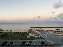 6:47   おはようございます

部屋からの眺め　美々ビーチいとまんが見えます