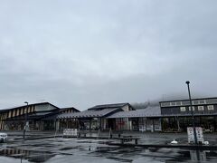 次は道の駅湧水の郷しおやです。
ここは車じゃないと行きにくい場所なので主人に連れてきてもらいたかった道の駅です。