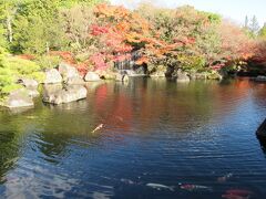 【好古園】

一旦外にでて、少し離れたところにある「姫路城西御屋敷跡庭園」。
姫路城入場時にセット券1050円を購入したので、そのままチケット提示で入ります。