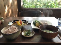 いつもは朝食に来るが、今回は初めてのランチ。
なにより美味しいし、観光地での食事だと考えればものすごいコスパです。
もちろんデザートもいただきました。