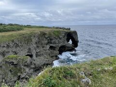 万座毛　象の鼻

言われてみれば象に見える