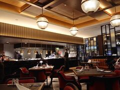 『ブラッスリー・デュ・ケ／ウェスティンホテル横浜』。このお店でフレンチコースのディナーをします。