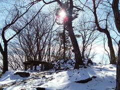 1月　仏果山　丹沢

氷花シモバシラ狙いも見事に外れ
でも、久しぶりの雪景色、やっぱりキレイ