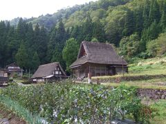 次は五箇山へ。